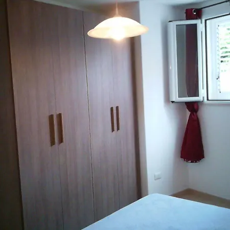 Bilocale Apartamento *